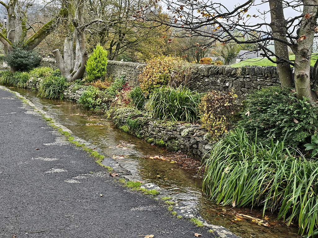 Castleton village stream