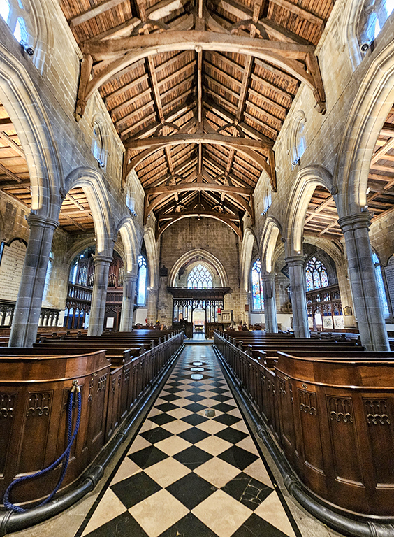 Tideswell Church of St John the Baptist, nave